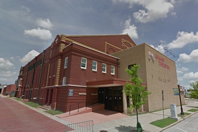 A Spectacular Scavenger Hunt: Center of the Universe - What this Tulsa hunt is really like