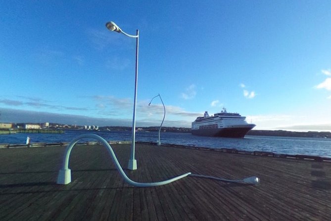 A Spectacular Scavenger Hunt: Halifax’s Hopping Harbour - A city walk with a game built in