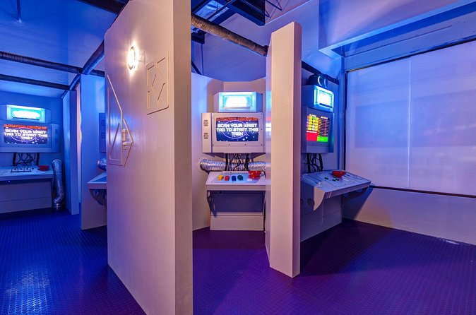 A Traitor Among Us Escape Room Game for Private Group - What the one-hour visit feels like