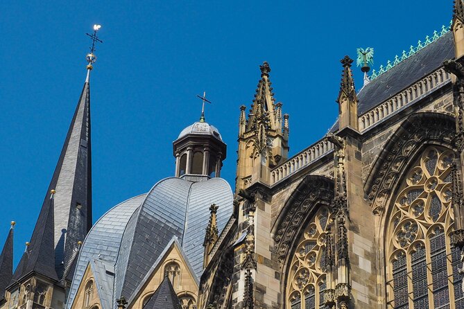 Aachen Scavenger Hunt and Highlights Self Guided Audio Tour - Couven Museum and Puppenbrunnen