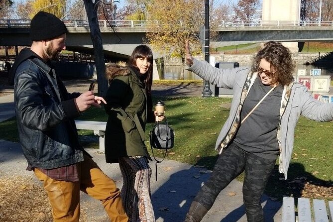 Adventurous Scavenger Hunt in Cambridge by Zombie Scavengers - Hunting survival items across the city