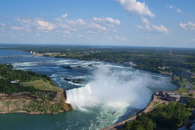 Amazing Scavenger Hunt: Hunt Along Niagara Falls - Nikola Tesla Monument: a different first stop