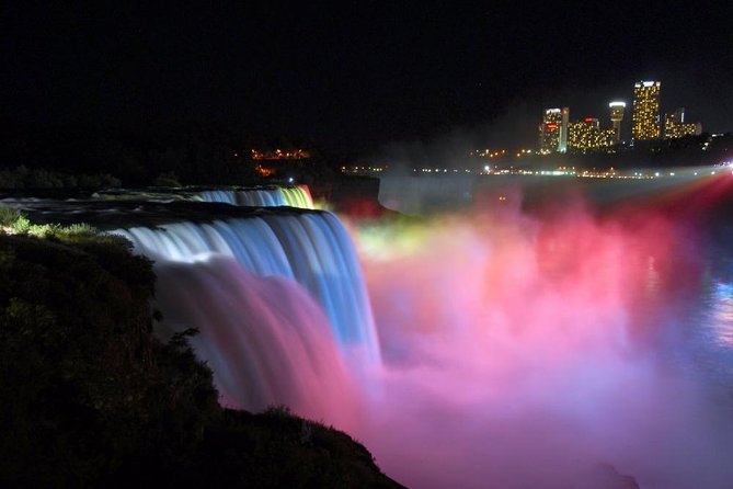 Amazing Scavenger Hunt: Hunt Along Niagara Falls - Queen Victoria Park and Queen Victoria Place