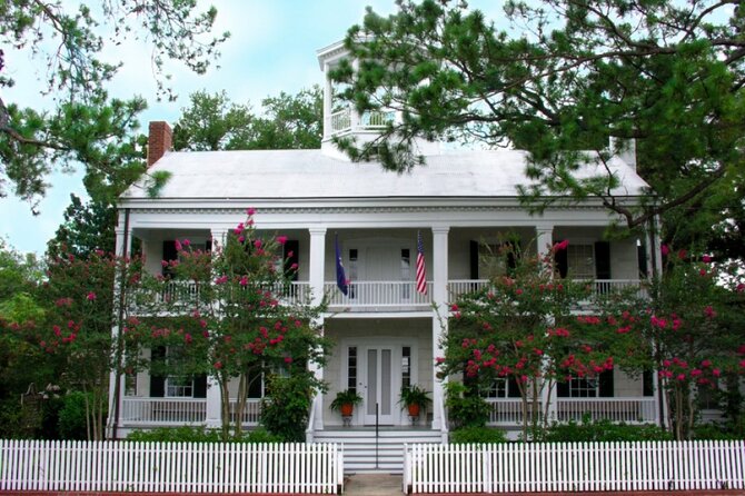 Amazing Scavenger Hunt: Lafayette In Full Bloom - The Lafayette Science Museum keeps the route varied