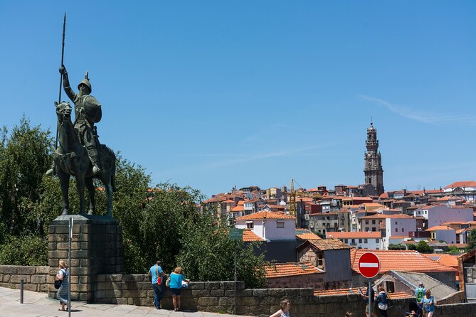 Amazing Secrets of Porto: Self-Guided Puzzle Adventure - Theaters, Batalha, and the Coliseum