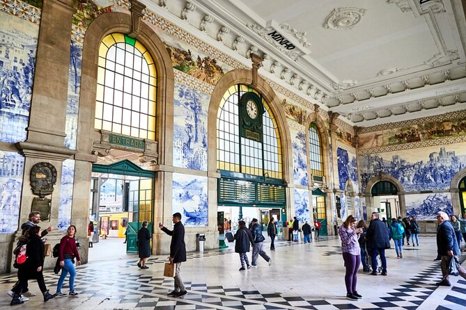 Amazing Secrets of Porto: Self-Guided Puzzle Adventure - From Ourivesaria Aliança to Prince Henry
