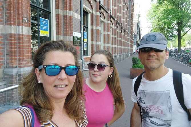 Amsterdam Red Light District Treasure: Self-Guided Tour & Quest - Montelbaanstoren brings the old harbor to life