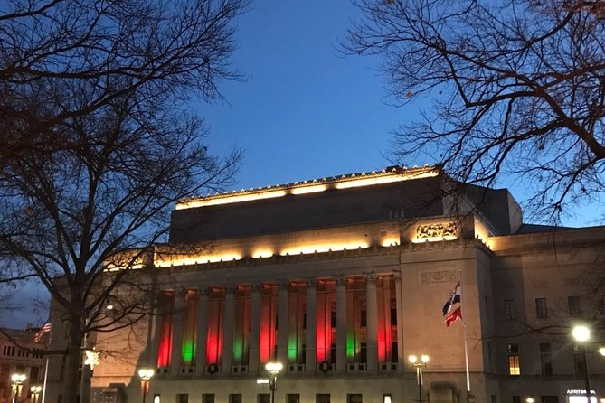 An Epic Scavenger Hunt: St. Louis Delights - Union Station adds a grand railway setting