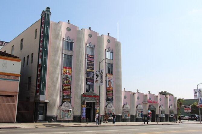 An Epic Scavenger Hunt: Tinseltown's Biggest Stars - A Hollywood walk with a game attached