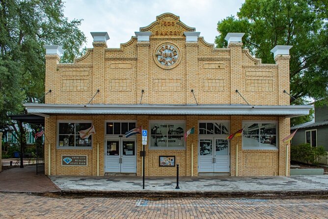 An Epic Scavenger Hunt: Ybor City Wild Goose Chase - What this Ybor City game is really like