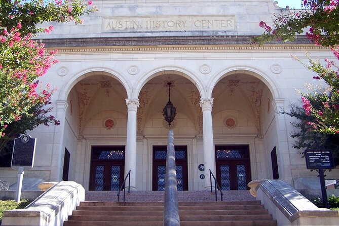 An Exciting Scavenger Hunt: Austin Capitol Sights & Downtown Gems - How this Austin scavenger hunt works