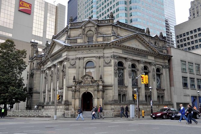 An Exciting Scavenger Hunt: The Wonders of Old Toronto - St. Lawrence Market and a useful food pause
