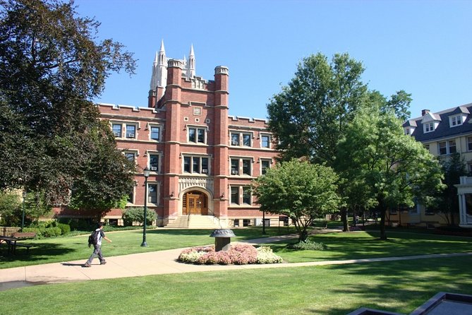 Artistic Scavenger Hunt: Cleveland Culture - Stop 3: Wade Oval and the open-air portions
