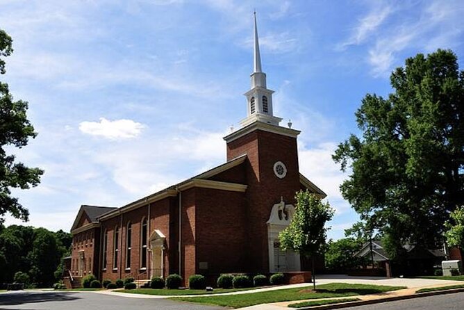 Astonishing Scavenger Hunt: Happy Huntersville - A self-guided look at Huntersville