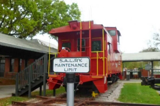 Astonishing Scavenger Hunt: The Strawberry Capital - Stop 2: Plant City Community Garden and Botanical Treasure Gardens