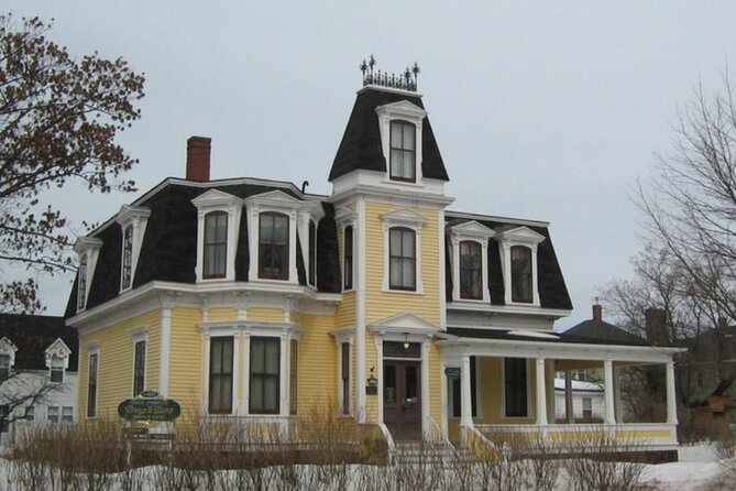 Astounding Scavenger Hunt: Moncton Canada’s Cultural Hub - Bore Park and the river views