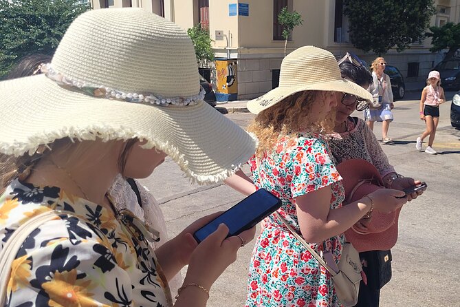 Athens Family Mythology Treasure Hunt and Tour w Food Stop - Why this Athens treasure hunt works for families