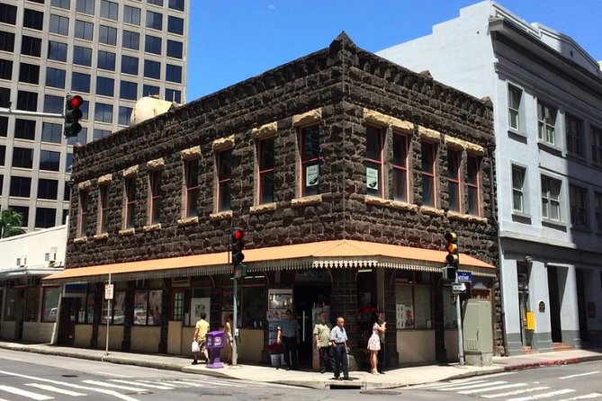 Awesome Scavenger Hunt: Royal Views Of Honolulu - Iolani Palace and Honolulu’s royal story