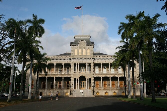 Awesome Scavenger Hunt: Royal Views Of Honolulu - Aloha Tower Marketplace and the ocean views