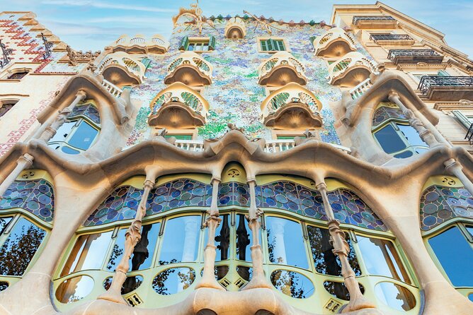 Barcelona Scavenger Hunt and Sights Self-Guided Tour - The price and what you receive for $10.58
