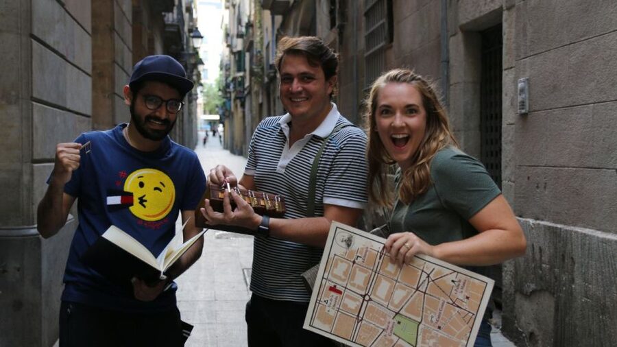 Barcelona: "The Secret of Cerdà" Treasure Hunt Walking Tour - Illa de la Discòrdia: Barcelona’s famous architectural rivalry