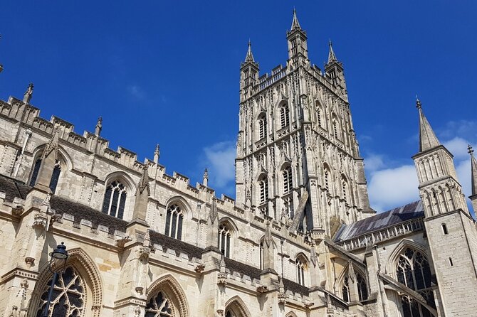 Bath Quest: Self Guided City Walk & Immersive Treasure Hunt - Stories that keep the walk moving