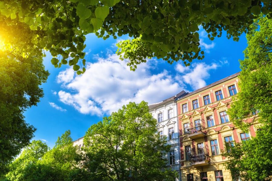 Berlin Prenzlauer Berg: Scavenger Hunt Self-Guided Tour - How the box and timing work
