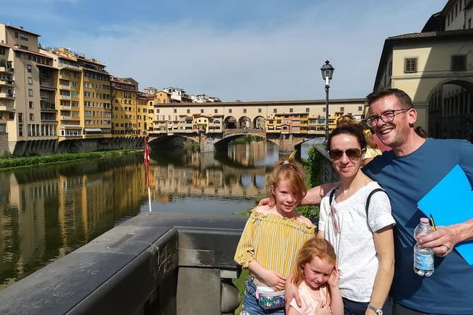 Best of Florence Treasure Hunt Tour for Kids & Families - Piazza della Signoria and the Medici power base