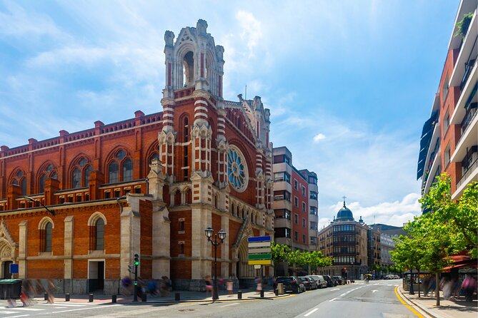 Bilbao Scavenger Hunt and Highlights Self Guided Audio Tour - Starting in Doña Casilda Iturrizar Park