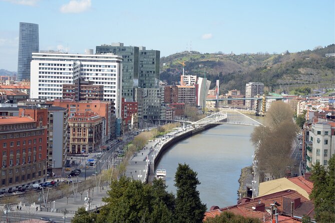 Bilbao Scavenger Hunt and Highlights Self Guided Audio Tour - Plaza Miguel de Unamuno and the museum stop