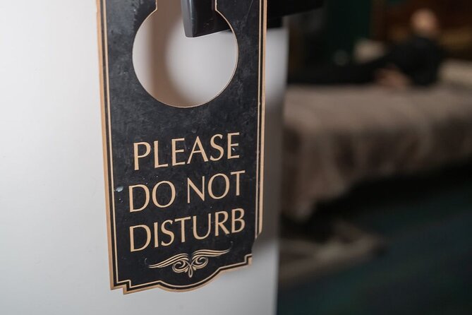 Blackout Motel Escape Room Experience in Avondale - Getting to the Avondale meeting point