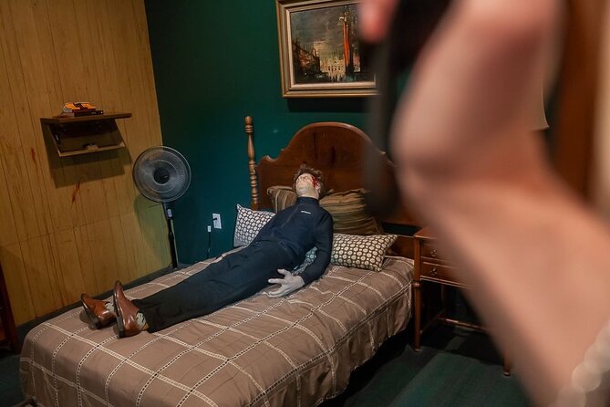 Blackout Motel Escape Room Experience in Avondale - The puzzle work is the main event
