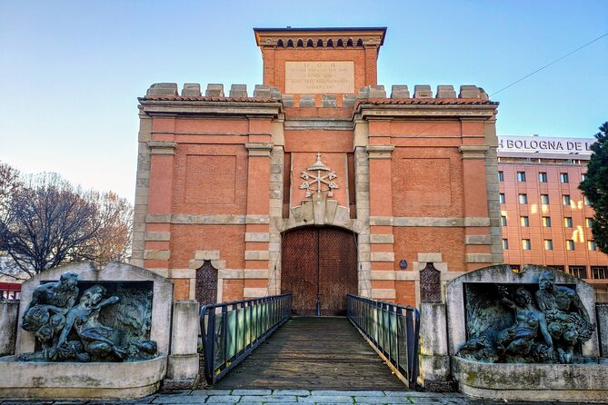 Bologna Murder Mystery: Self-Guided City Quest - Arena del Sole and Bologna’s theater life