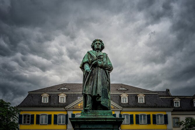 Bonn Scavenger Hunt and Highlights Self-Guided Tour - The app is the main strength and the main risk