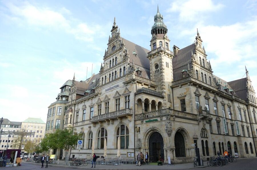 Bremen: Outdoor Escape Game in the Old Town - Turning Bremen Old Town into an escape room