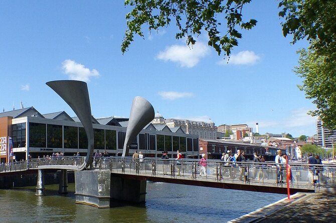 Bristol Quest: Self Guided City Walk & Immersive Treasure Hunt - Famous steps, an old playhouse and a gruesome doorway