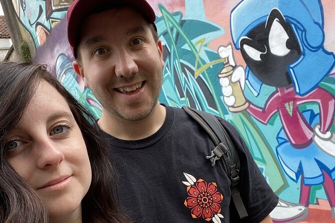 Bristol Street Art: Banksy Exploration Game and Tour - Starting at Broad Street