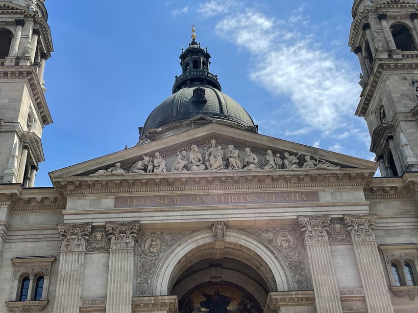 Budapest: Assist the Authorities Outdoor Escape Room Game - Who should choose this Budapest mystery?