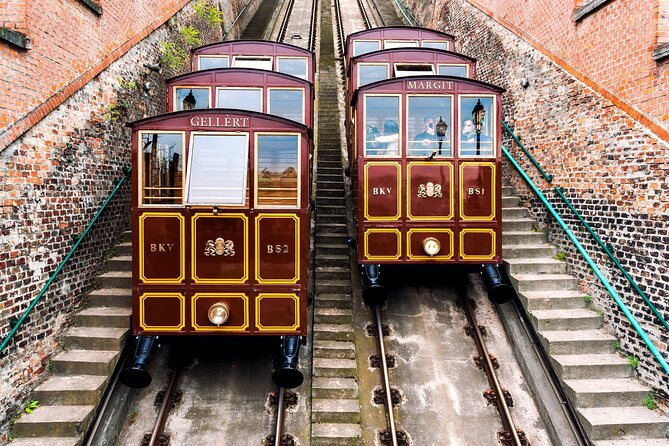 Budapest Highlights Self guided scavenger hunt and Walking Tour - How the Budapest puzzle walk works