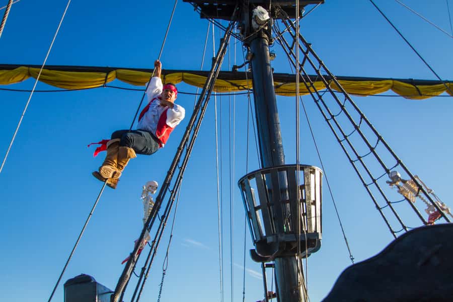 Cabo San Lucas: Pirate Cruise with Snorkel Treasure Hunt - Who will enjoy it most?