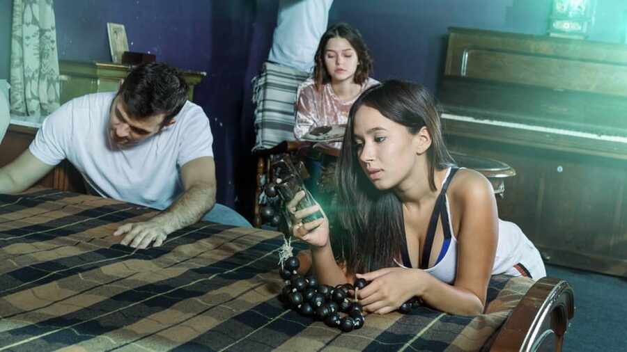 Cala Millor: Escape Room "The millionaire's villa", fun game - Searching the rooms, garage, and recording studio