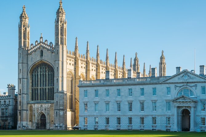 Cambridge Quest: Self Guided City Walk & Immersive Treasure Hunt - Secret societies and a former castle site