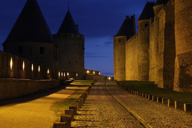 Carcassonne Scavenger Hunt and Highlights Self-Guided Tour - The 3.1-kilometer route and its pace