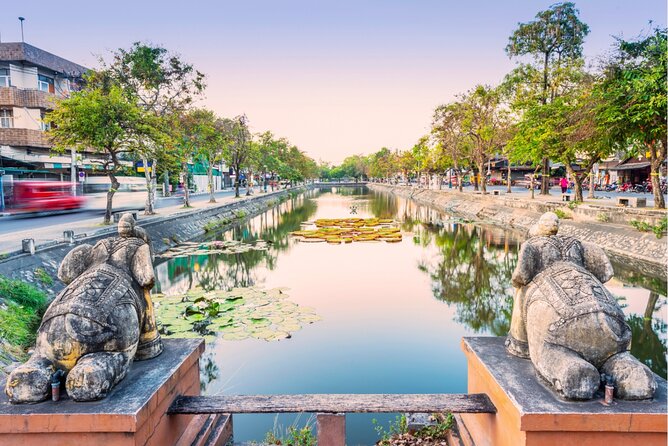 Chiang Mai Scavenger Hunt and Sights Self-Guided Tour - Who should book this Chiang Mai walk?