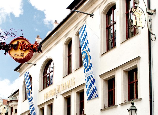 City game scavenger hunt Munich - independent city tour I discovery tour - The $54.42 group price