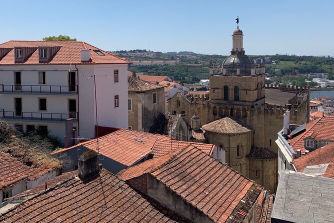 Coimbra Scavenger Hunt and Sights Self-Guided Tour - Photo challenges for groups and families