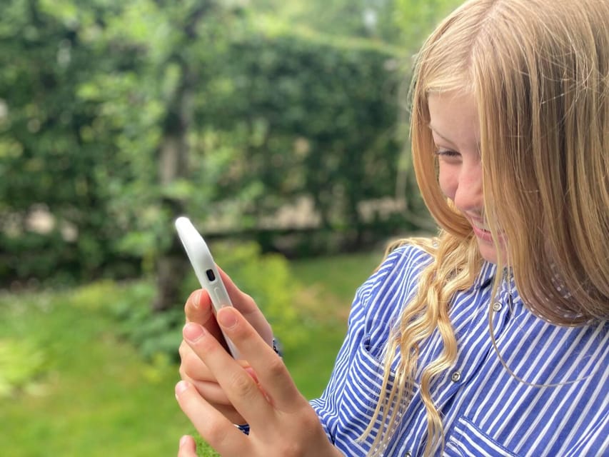 Copenhagen: King's Garden Outdoor Escape Room Game - Working as a family or competing as a team