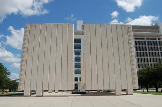 Dallas Scavenger Hunt & Self-Guided Tour - Key points to know before you book
