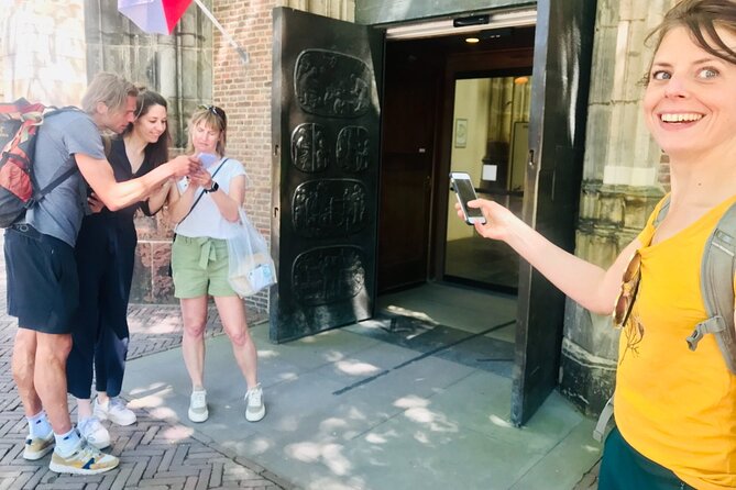 Discover Amsterdam's city center in this Outside Escape game tour - The Munttoren and Amsterdam’s lively square