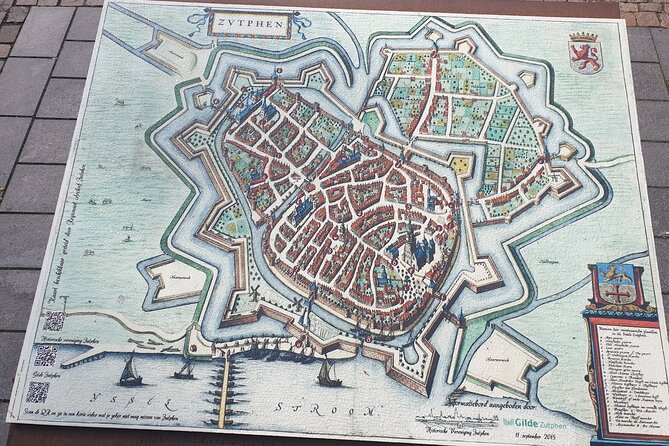 Discover Zutphen with a self-guided Outside Escape city game tour - Starting at VVV Zutphen on Houtmarkt